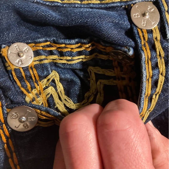 SOLD! Rare! 🇺🇸 Bobby SuperQT in “BZ INGLORIOUS” True Religion size 30x34 - Picture 9 of 10